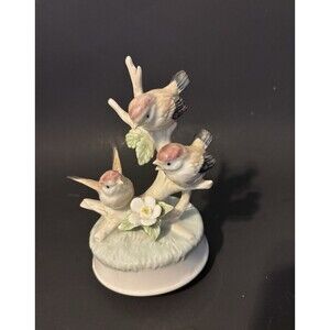 Vintage Otagiri Porcelain Bird Figurine Hand Painted Music Box Plays Evergreen